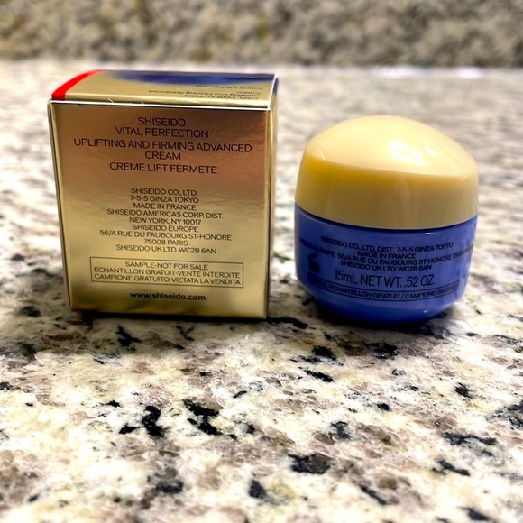 NIB Vital Perfection Uplifting and Firming Cream - Picture 3 of 3